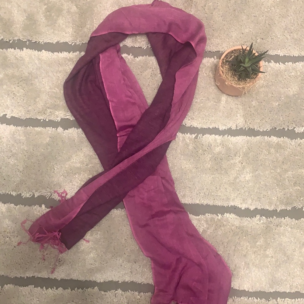 Two toned shawl
